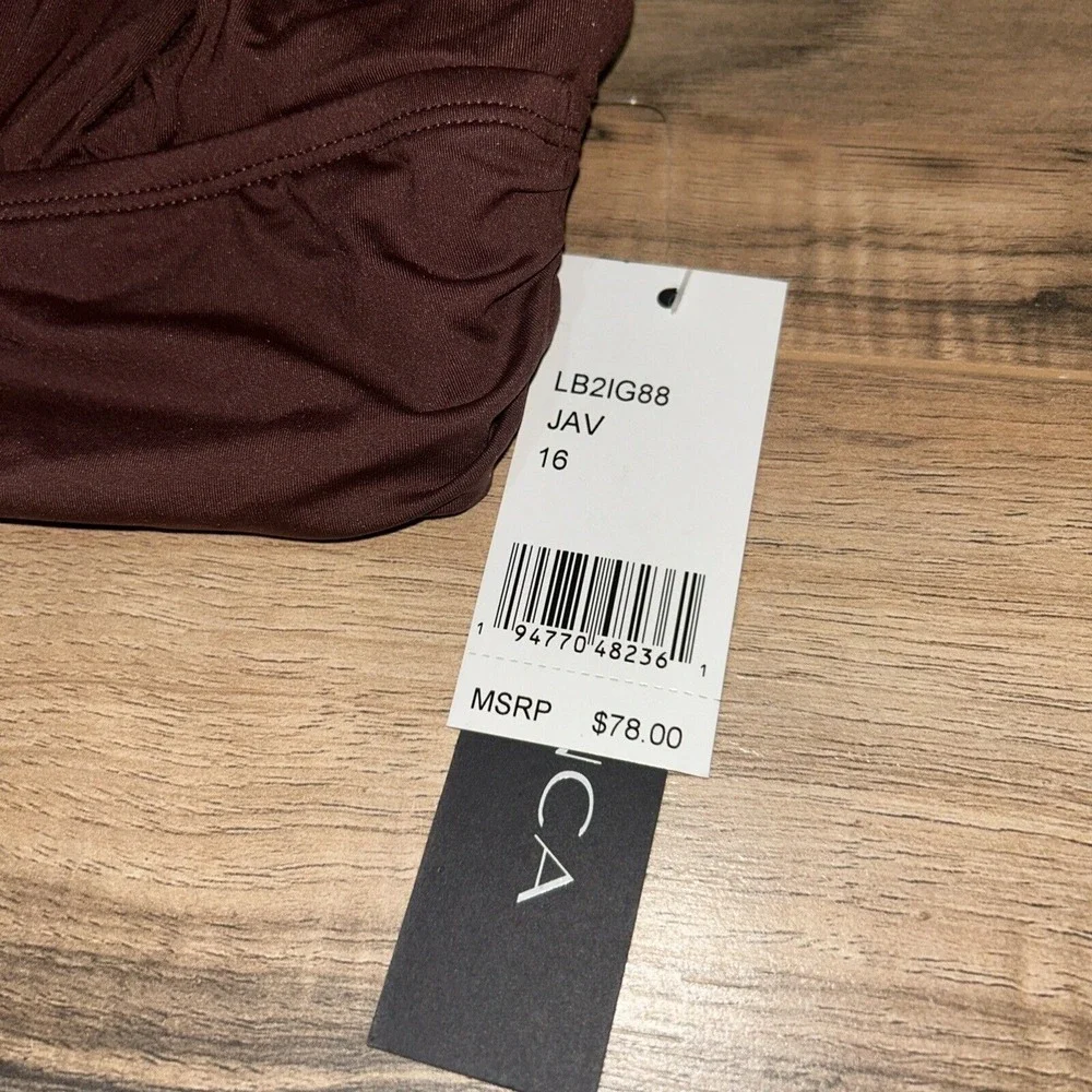 La Blanca 83% nylon